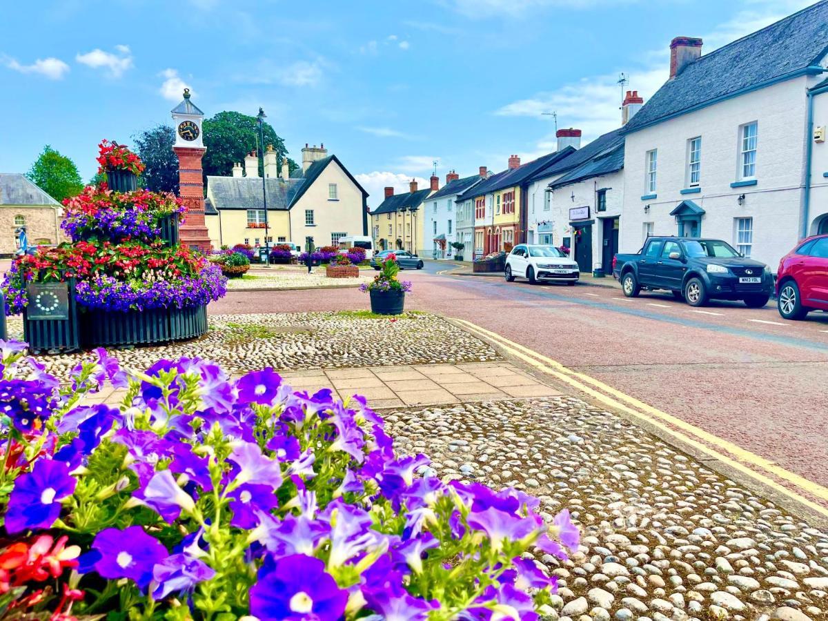 Penderi House Usk With Cymru Holidays 외부 사진