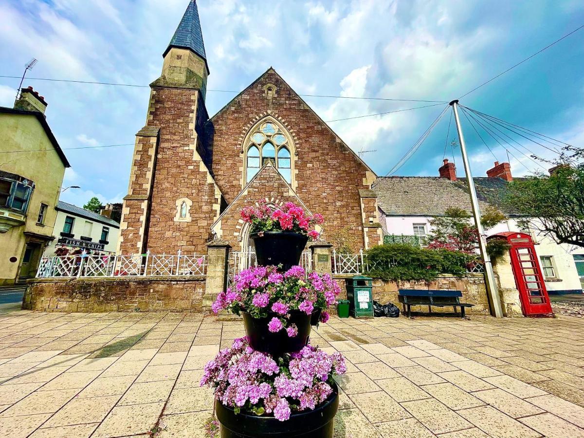 Penderi House Usk With Cymru Holidays 외부 사진