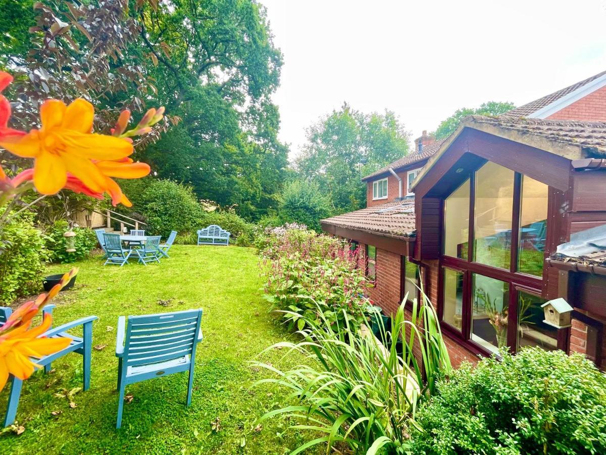 Penderi House Usk With Cymru Holidays 외부 사진