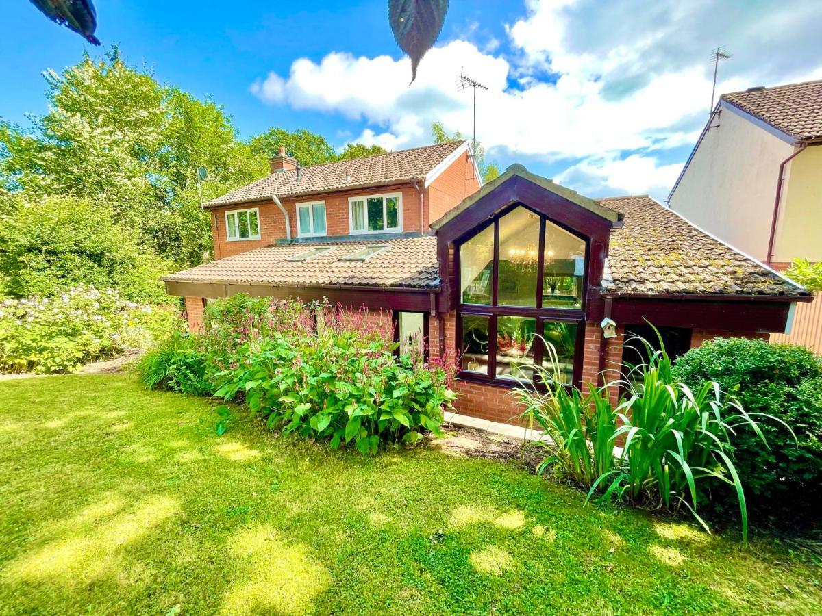 Penderi House Usk With Cymru Holidays 외부 사진